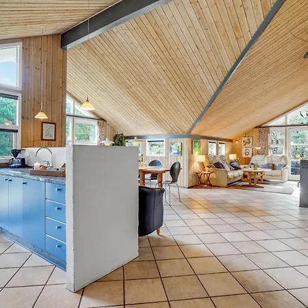 4 Bedroom Stunning In * Oksbol (Syddanmark)
