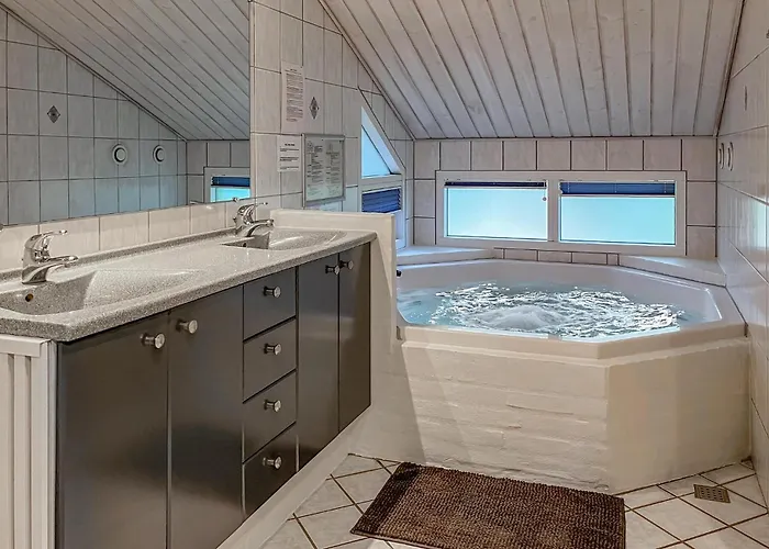 Hindbaervangen Xii *